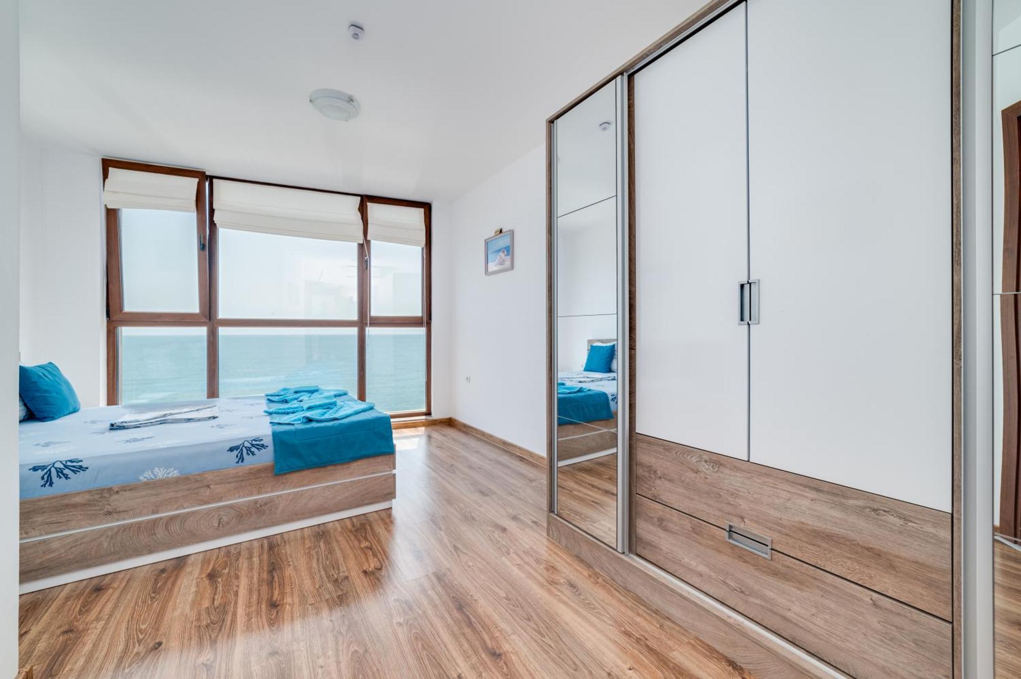 Apartcomplex Golden Bay Ravda Exterior foto